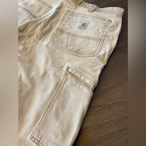 Distressed Carhartt Pants 32x30 - Picture 2 of 6